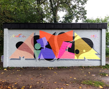 Graffiti Wall - Photo by Info