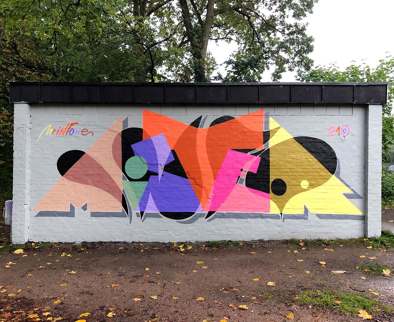 Graffiti Wall - Photo by Info