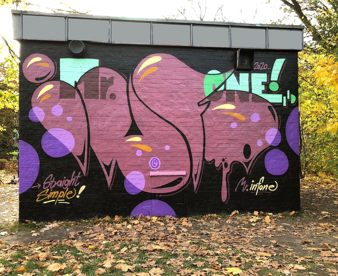 Graffiti Wall - Photo by Info