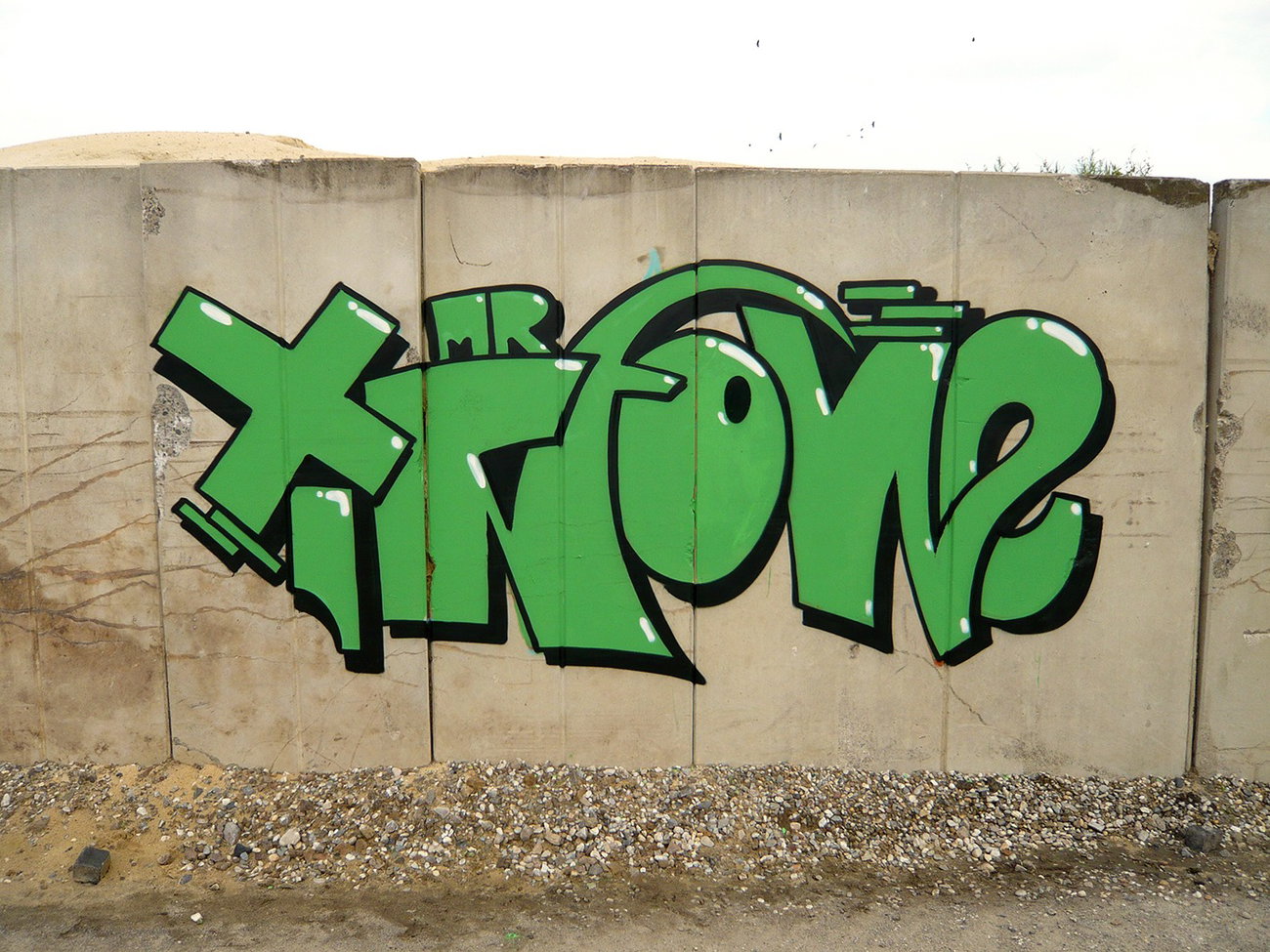Graffiti Wall - Photo by Info - Mr.Info