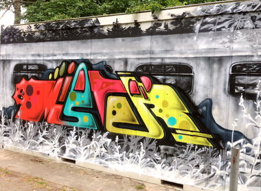 Graffiti Wall - Photo by Info