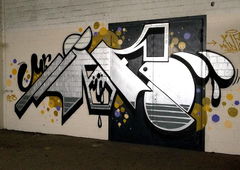 Graffiti Wall - Photo by Info