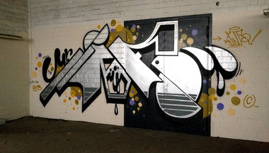 Graffiti Wall - Photo by Info