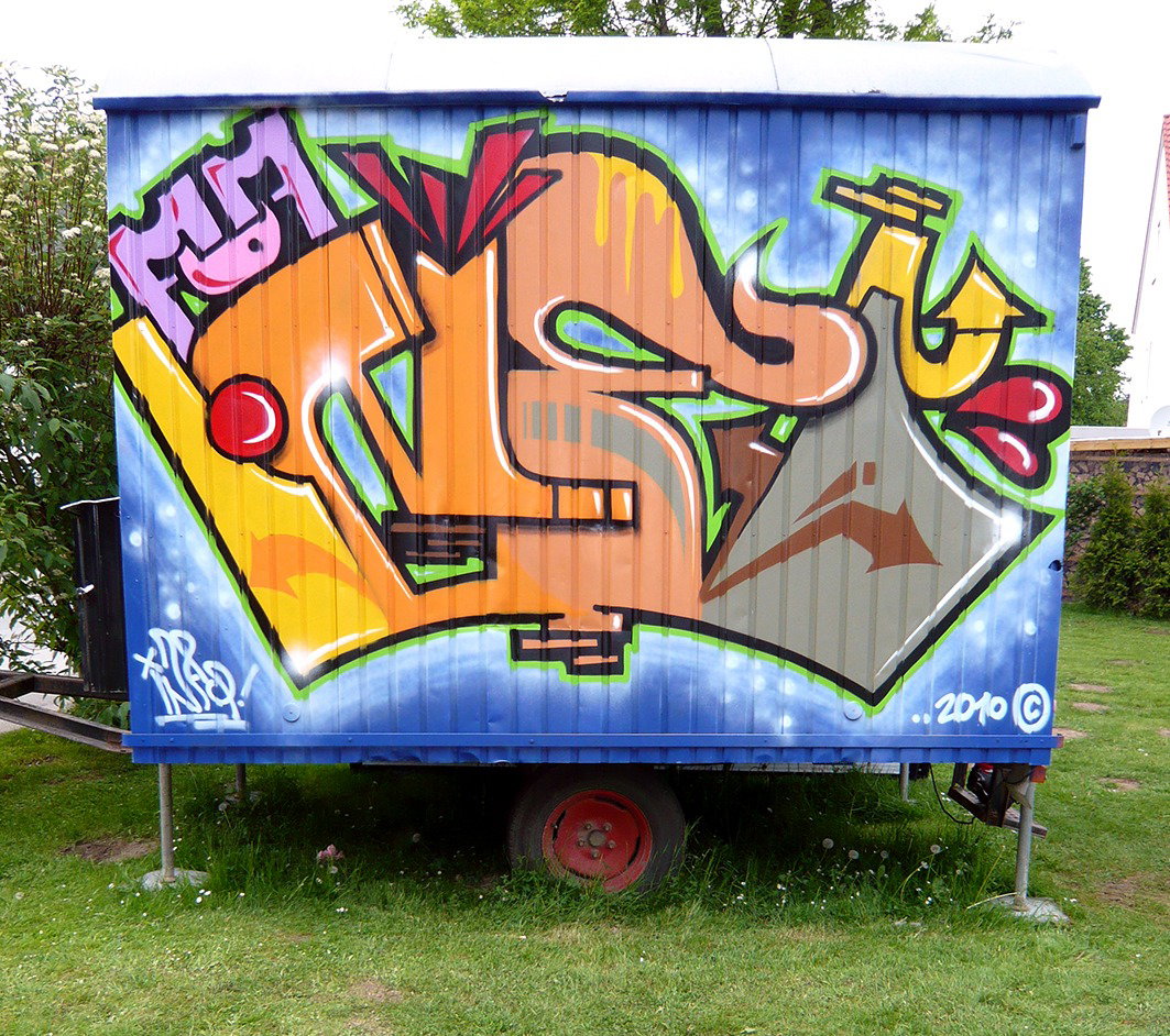 Graffiti Wall - Photo by Info - Mr.Info