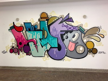 Graffiti Wall - Photo by Info