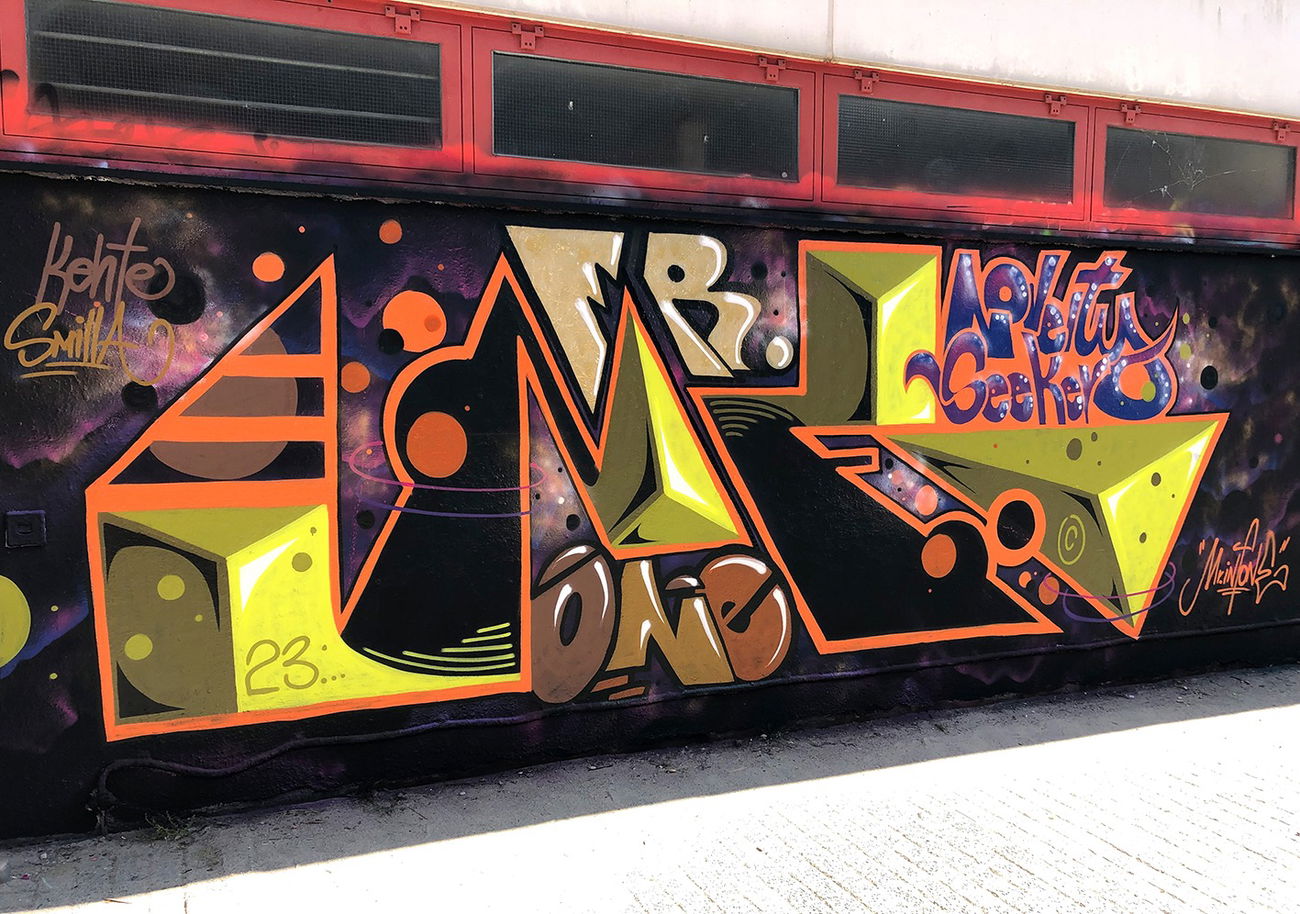 Graffiti Wall - Photo by Info