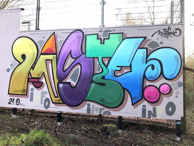 Graffiti Wall - Photo by Info