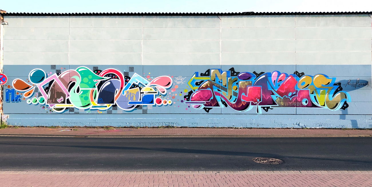 Graffiti Wall - Photo by Info