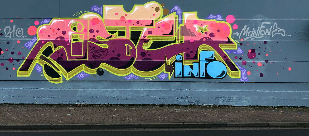 Graffiti Wall - Photo by Info