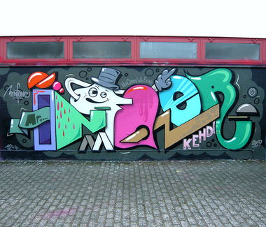 Graffiti Wall - Photo by Info