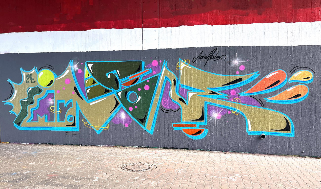 Graffiti Wall - Photo by Info