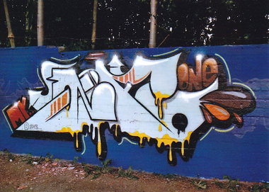 Graffiti Wall - Photo by Info - Mr.Info