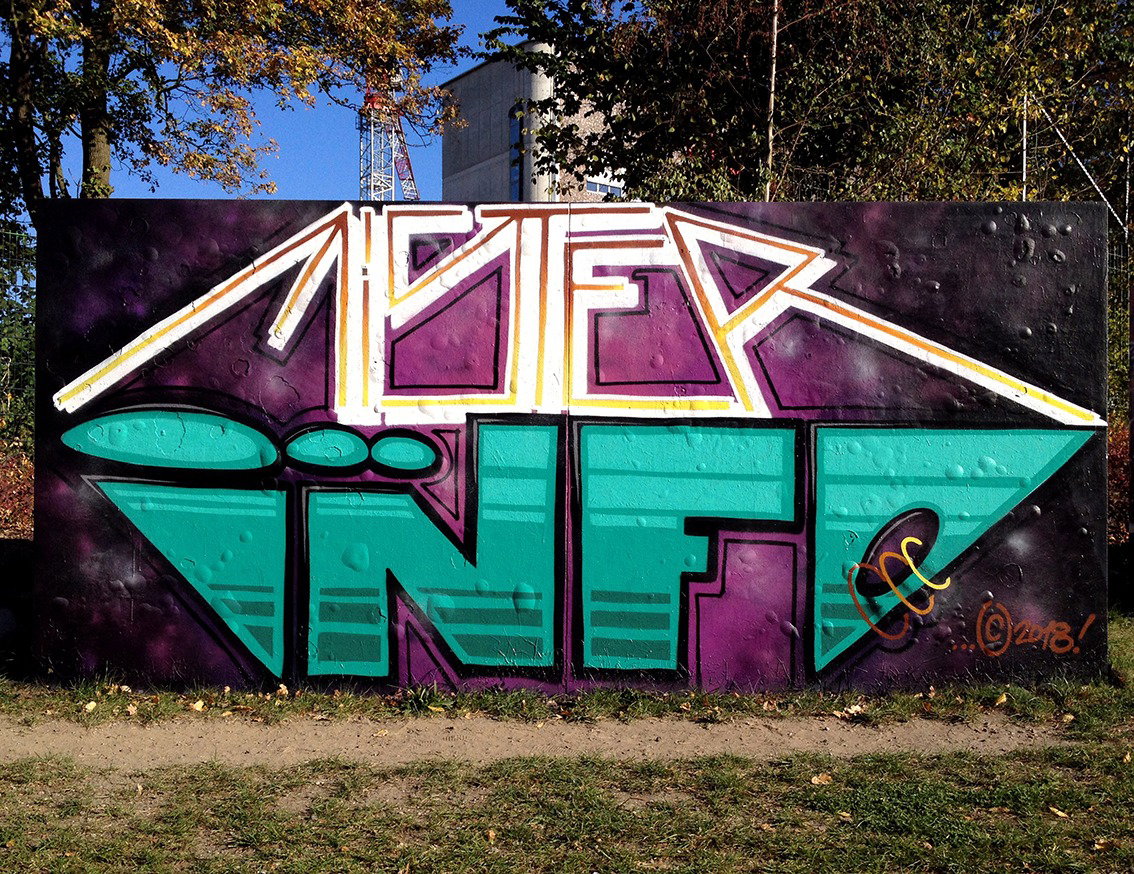 Graffiti Wall - Photo by Info