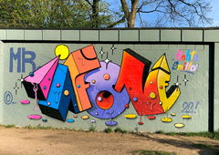 Graffiti Wall - Photo by Info