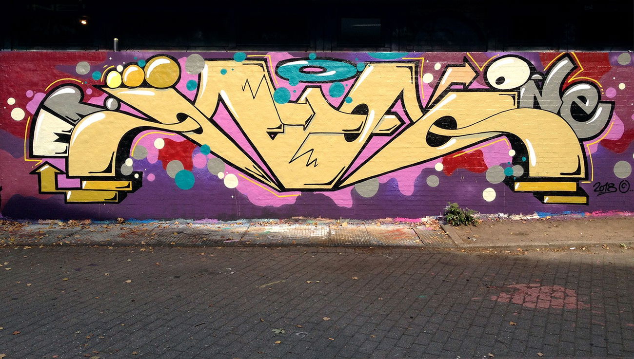 Graffiti Wall - Photo by Info