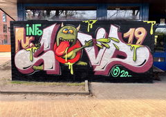 Graffiti Wall - Photo by Info