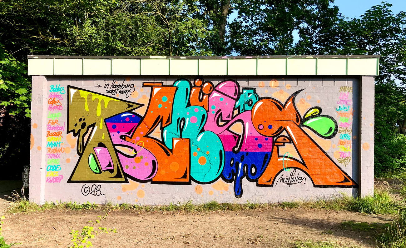 Graffiti Wall - Photo by Info