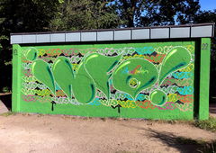 Graffiti Wall - Photo by Info