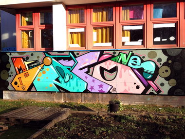 Graffiti Wall - Photo by Info