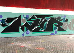 Graffiti Wall - Photo by Info