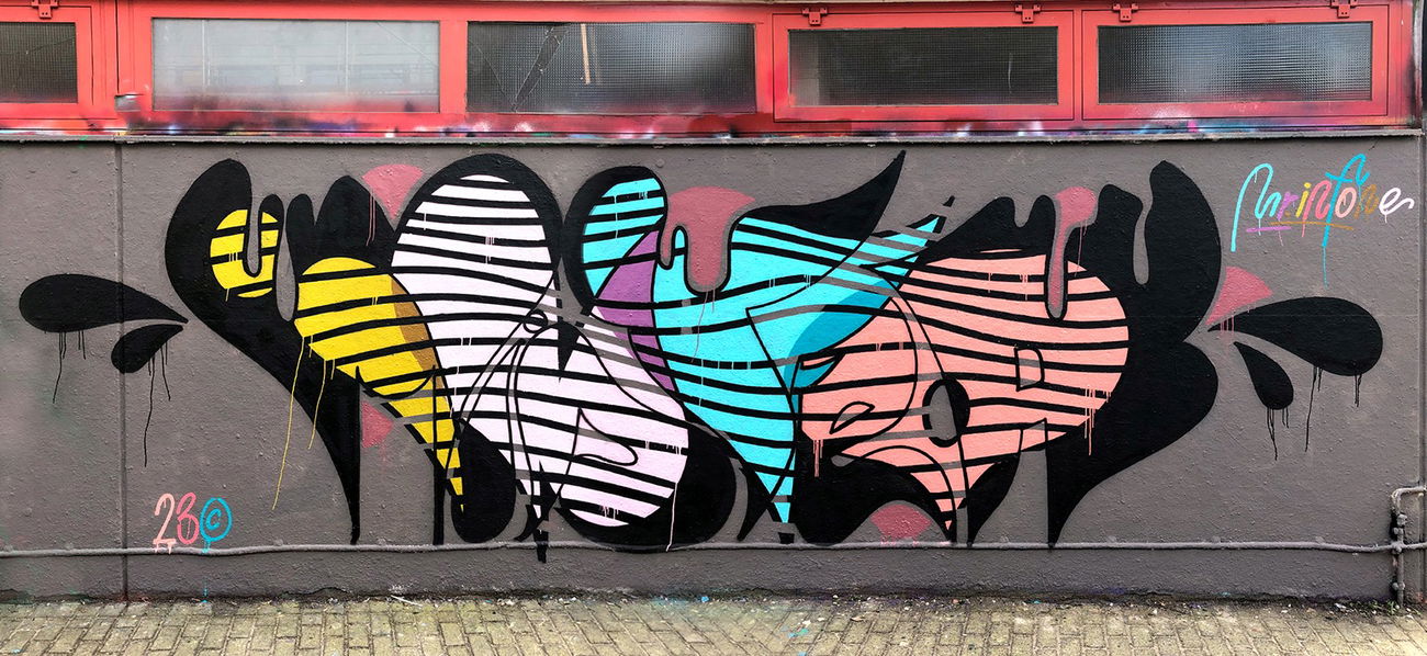 Graffiti Wall - Photo by Info