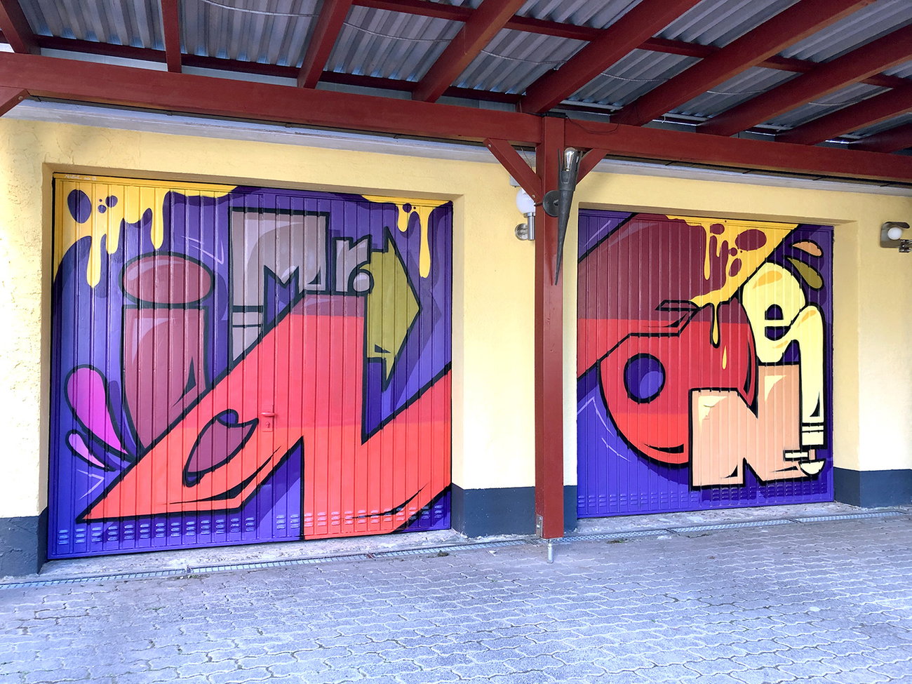 Graffiti Wall - Photo by Info