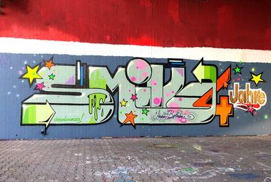 Graffiti Wall - Photo by Info