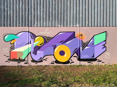 Graffiti Wall - Photo by Info