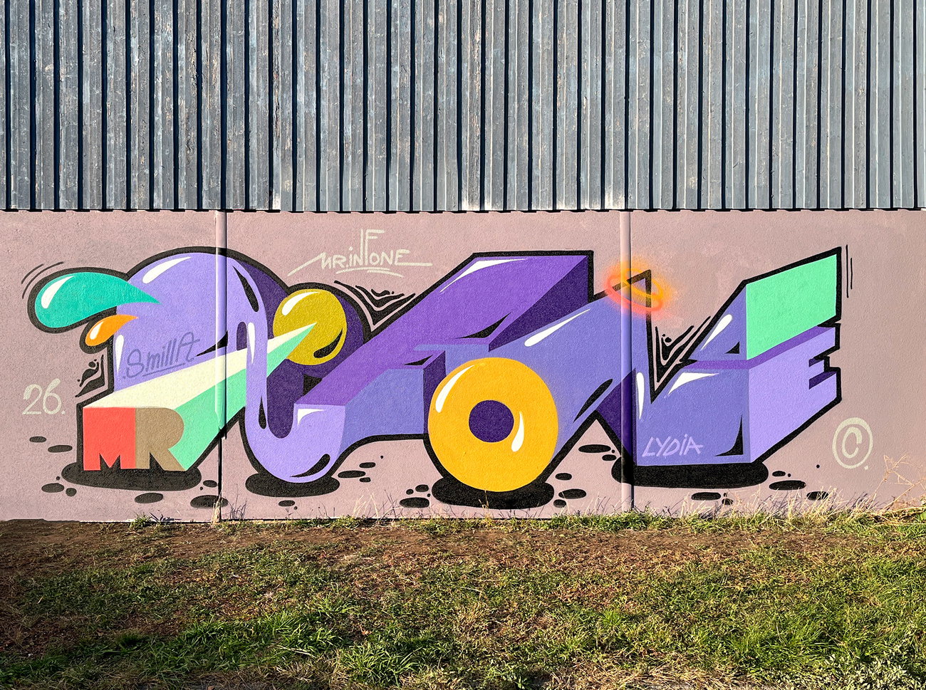 Graffiti Wall - Photo by Info