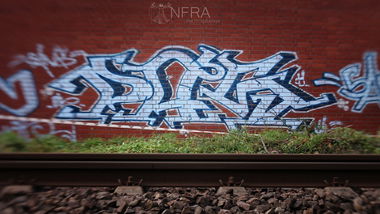 Graffiti Bombing in Saarbrücken - Photo by InfraHD - Pas (1999)