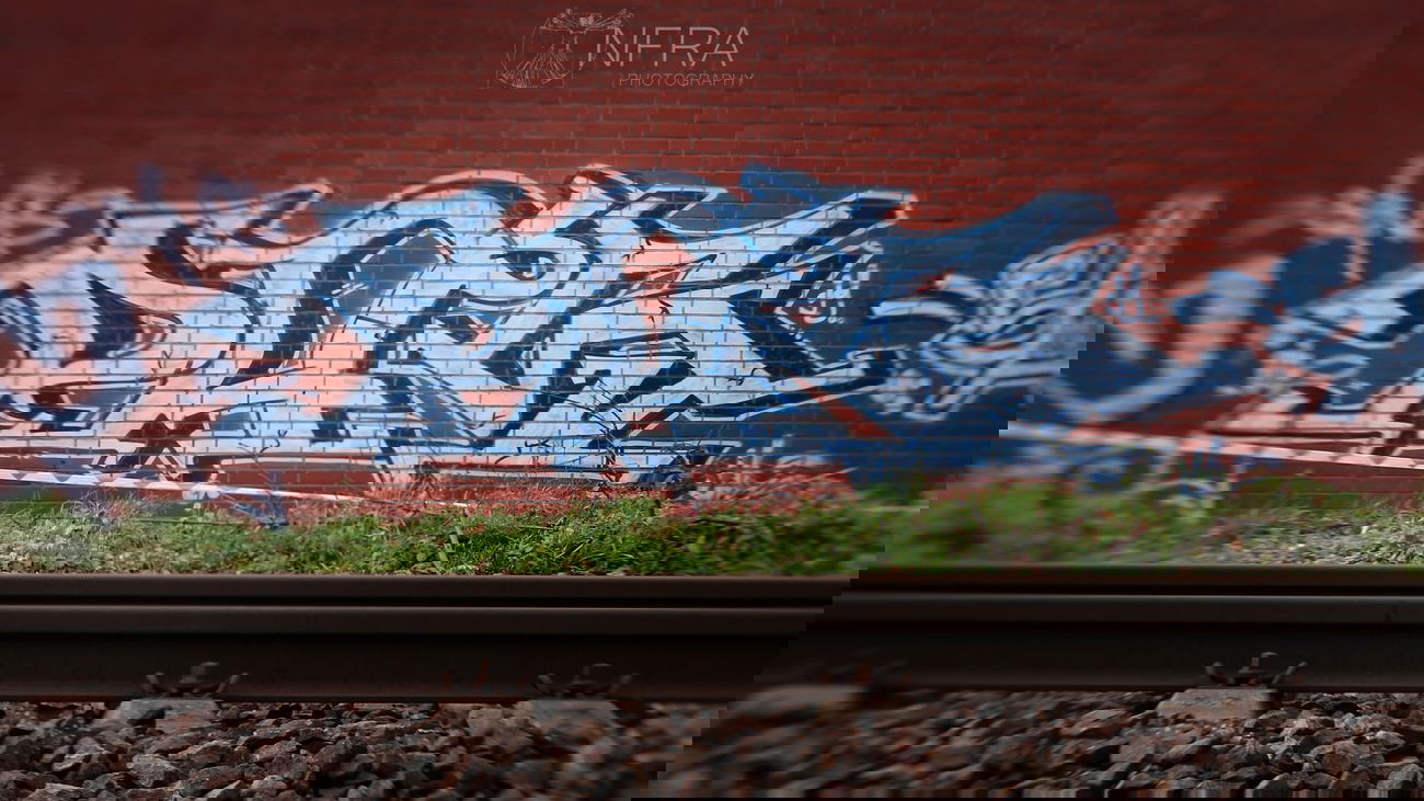 Graffiti Bombing in Saarbrücken - Photo by InfraHD - Pas (1999)