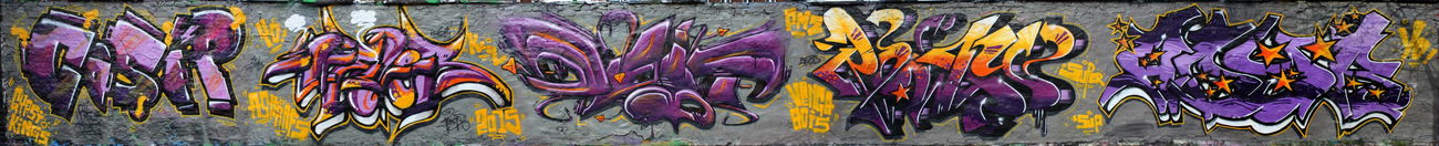 Graffiti Wall in Berlin - Photo by Internetzo (2015)