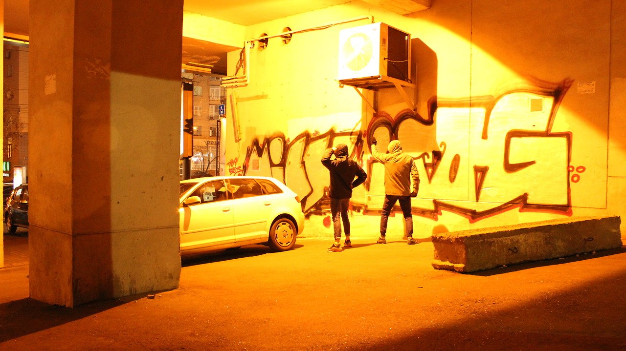Graffiti Bombing in Kyiv - Photo by Itog