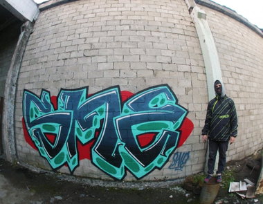 Graffiti Wall - Photo by IvanSne