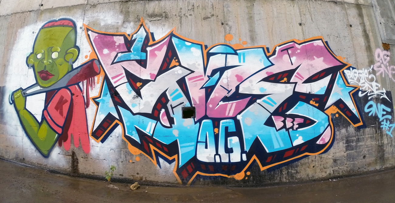 Graffiti Wall - Photo by IvanSne - sne, og, graffiti (2016)