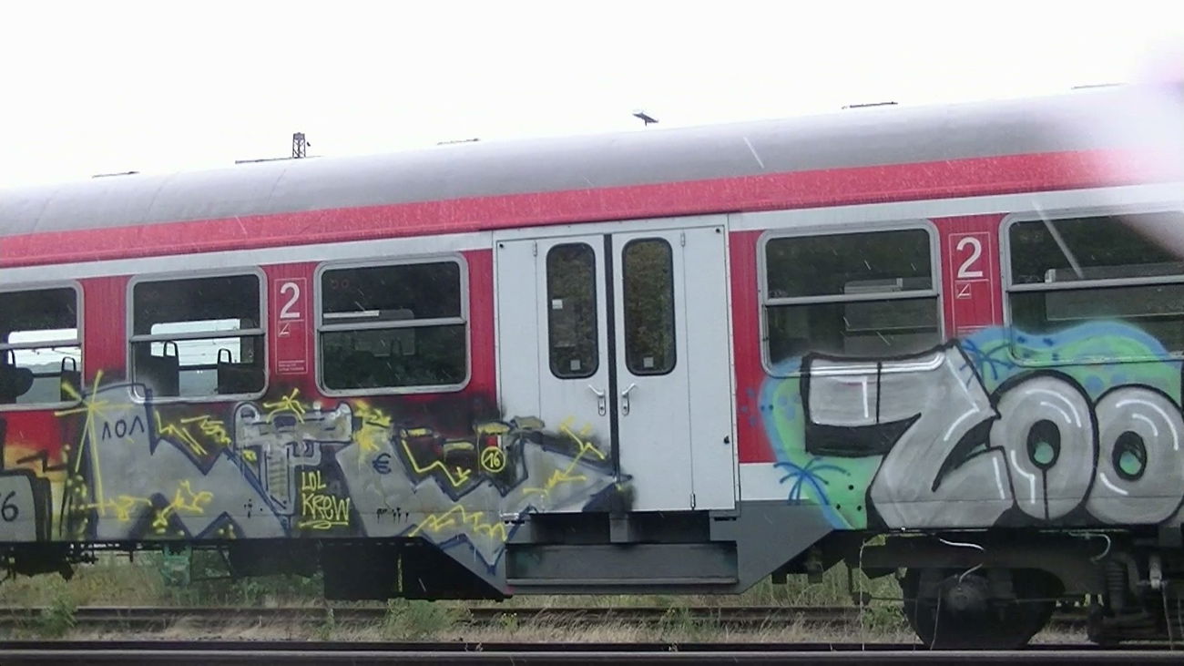 Graffiti Train - Photo by JACKP0TT - LOL, ZOOM, KASSEL