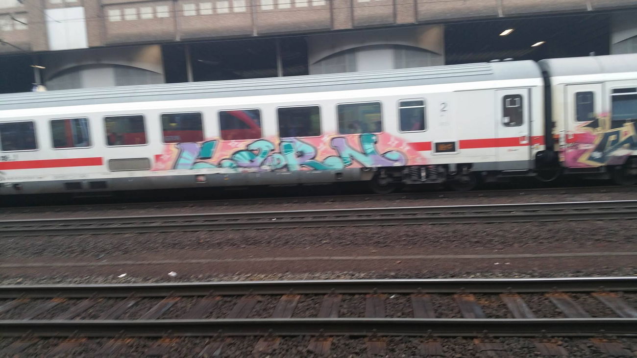 Graffiti Train - Photo by JACKP0TT - LARN, KASSEL