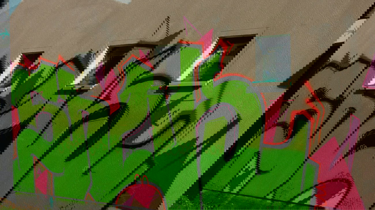 Graffiti Wall - Photo by JAMAL - snok