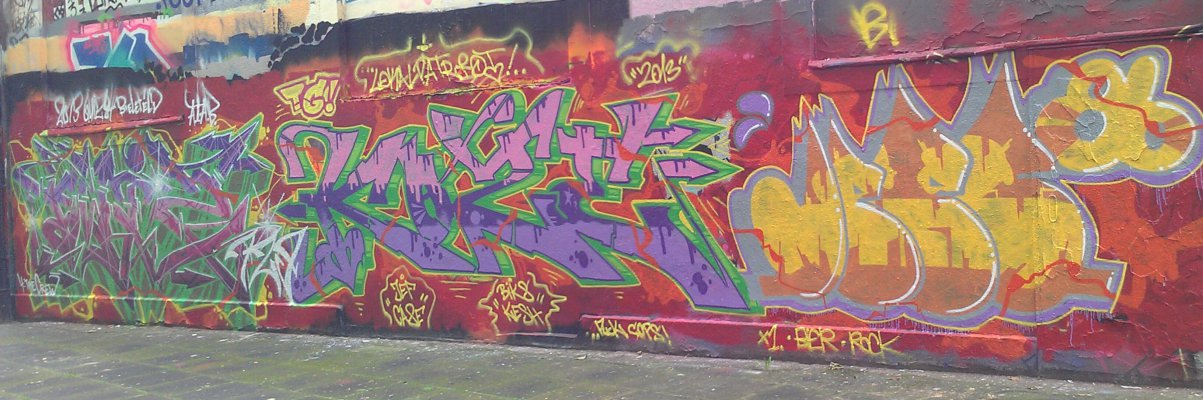 Graffiti Wall - Photo by JEBS - KWIZ, KOZE, JEBS (2013)