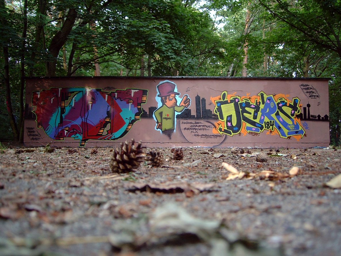 Graffiti Wall - Photo by JERSEE - jers, jersee, quad (2009)