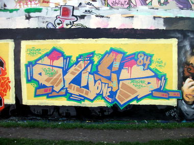 Graffiti Wall - Photo by JERSEE - oced, jersee (2010)