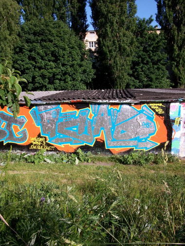 Graffiti Wall - Photo by JERSEE - jersee, oced (2010)
