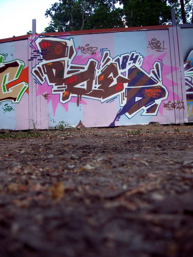 Graffiti Wall - Photo by JERSEE - oced, jersee (2010)