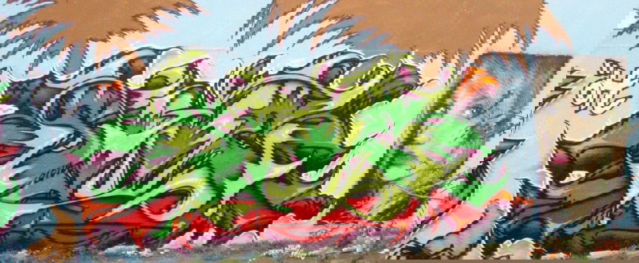 Graffiti Wall - Photo by JJoe - sime