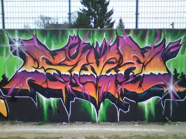 Graffiti Wall - Photo by JJoe - sime