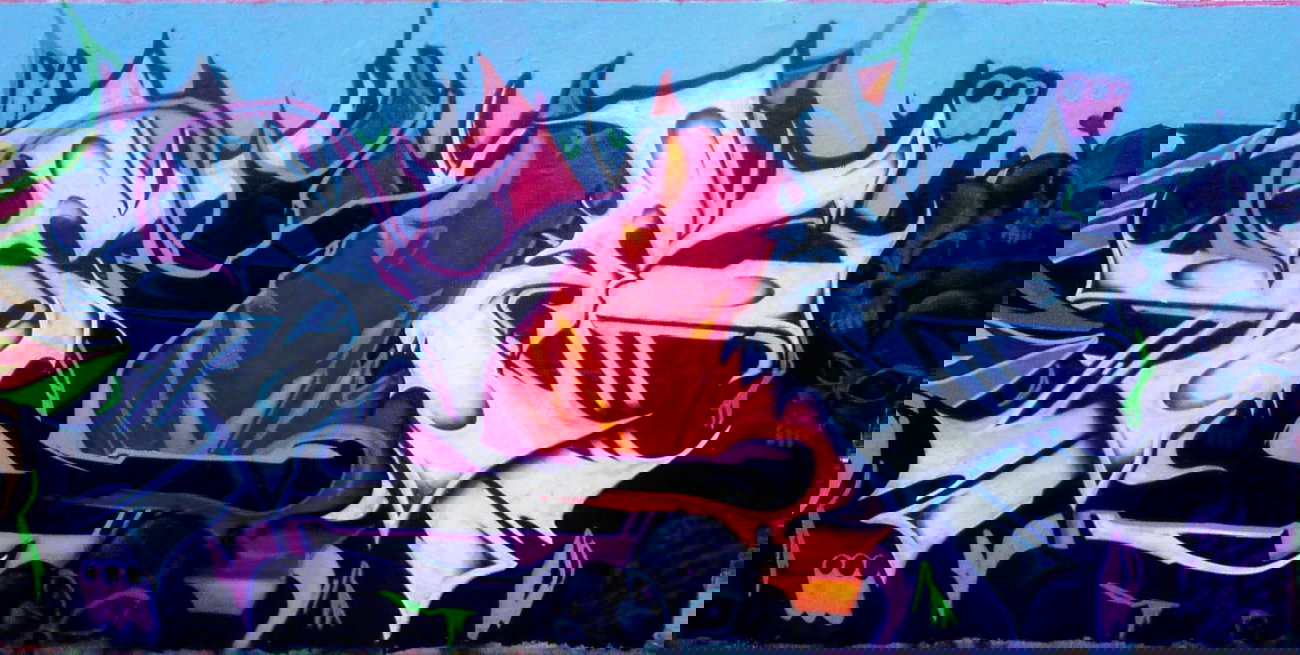 Graffiti Wall - Photo by JJoe - sime