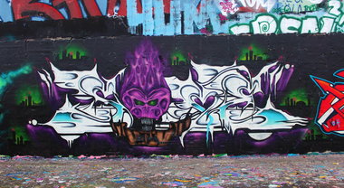 Graffiti Wall - Photo by JJoe - sime