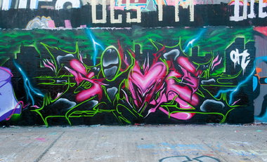 Graffiti Wall - Photo by JJoe - sime