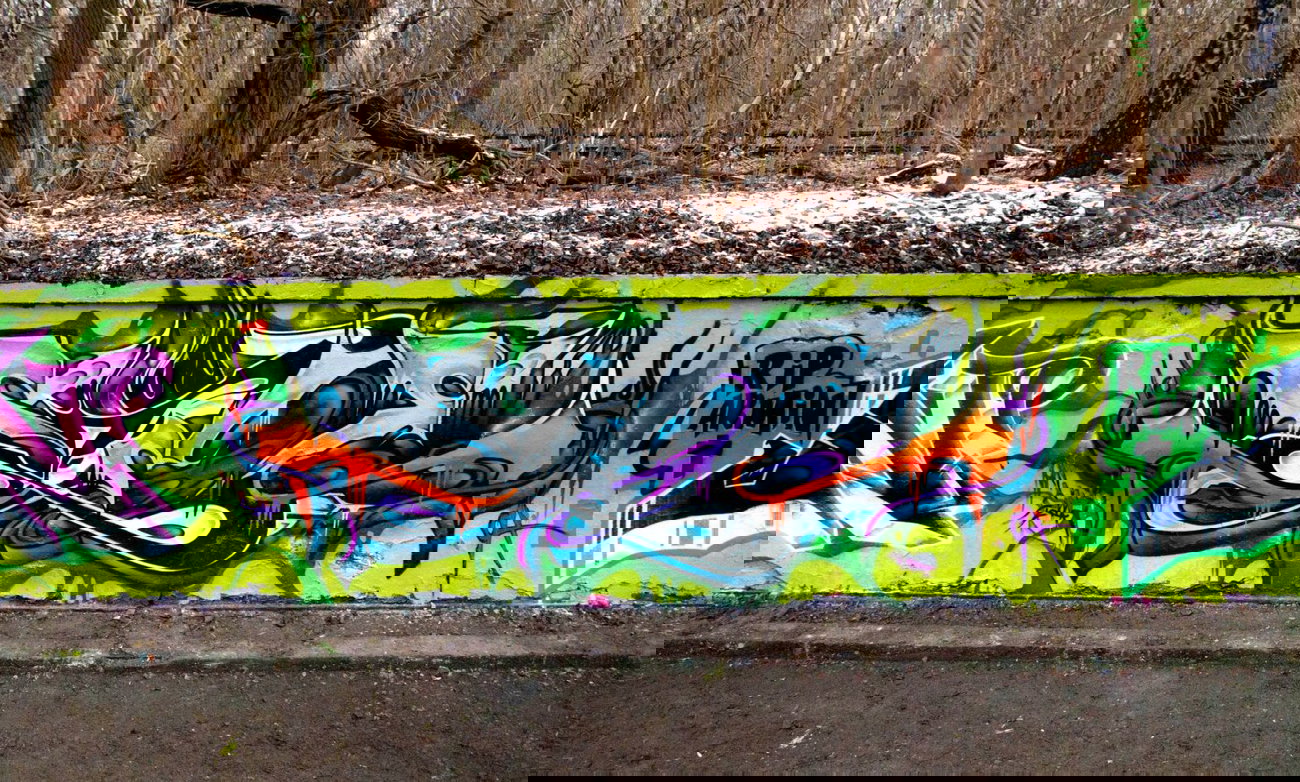 Graffiti Wall - Photo by JJoe - Sime