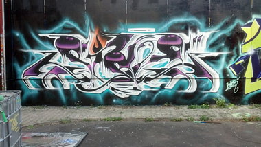 Graffiti Wall - Photo by JJoe - Sime